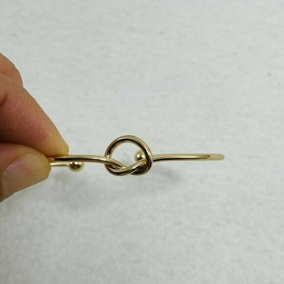 Women Girl Knot Bracelet Cuff 7” Bangle Gold Tone Modern Jewelry Open Design New - Picture 6 of 8